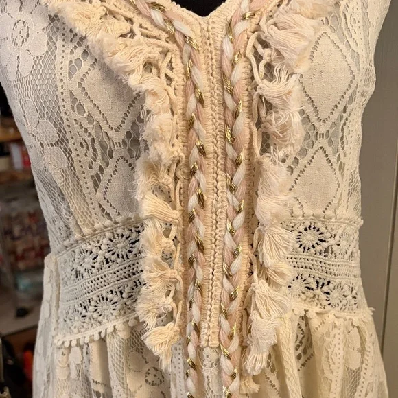 Cupshe Cream Lace High Low Maxi Dress - Picture 4 of 8